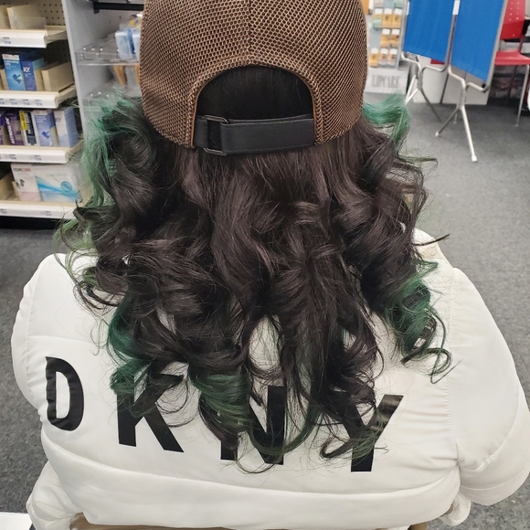 Meet your Posher, Almitra - Picture 4 of 12